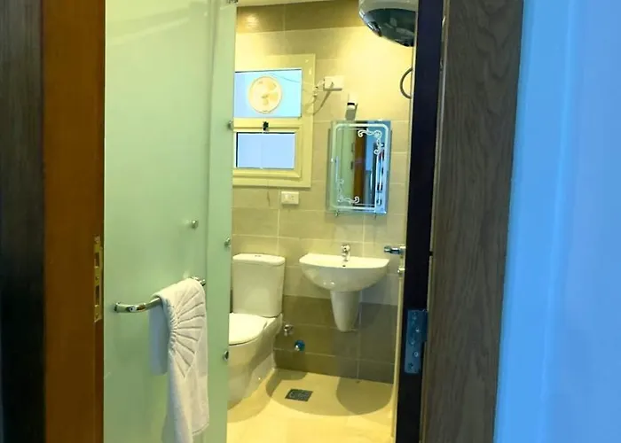 Elegant With & Pool Access Hurghada