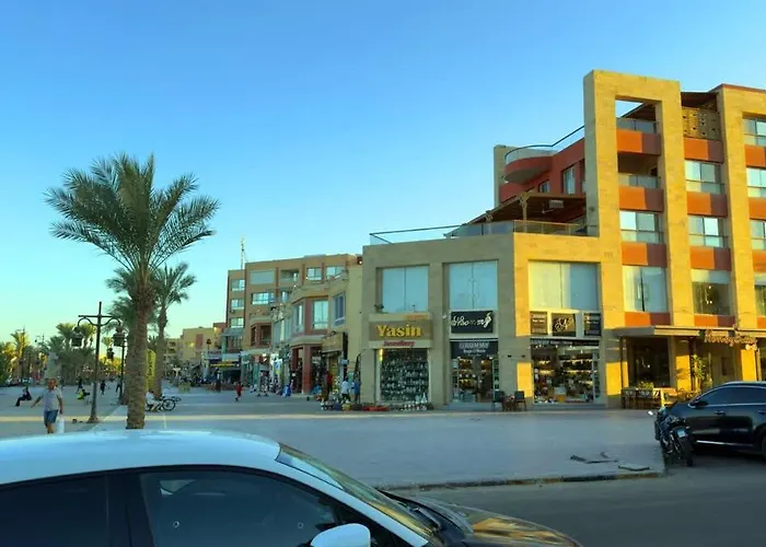 Elegant With & Pool Access * Hurghada
